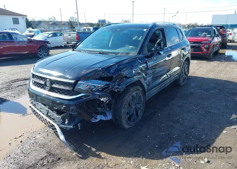 2024 Volkswagen Taos 1.5T Se из США, поврежденный, VIN 3VVVX7B26RM050759